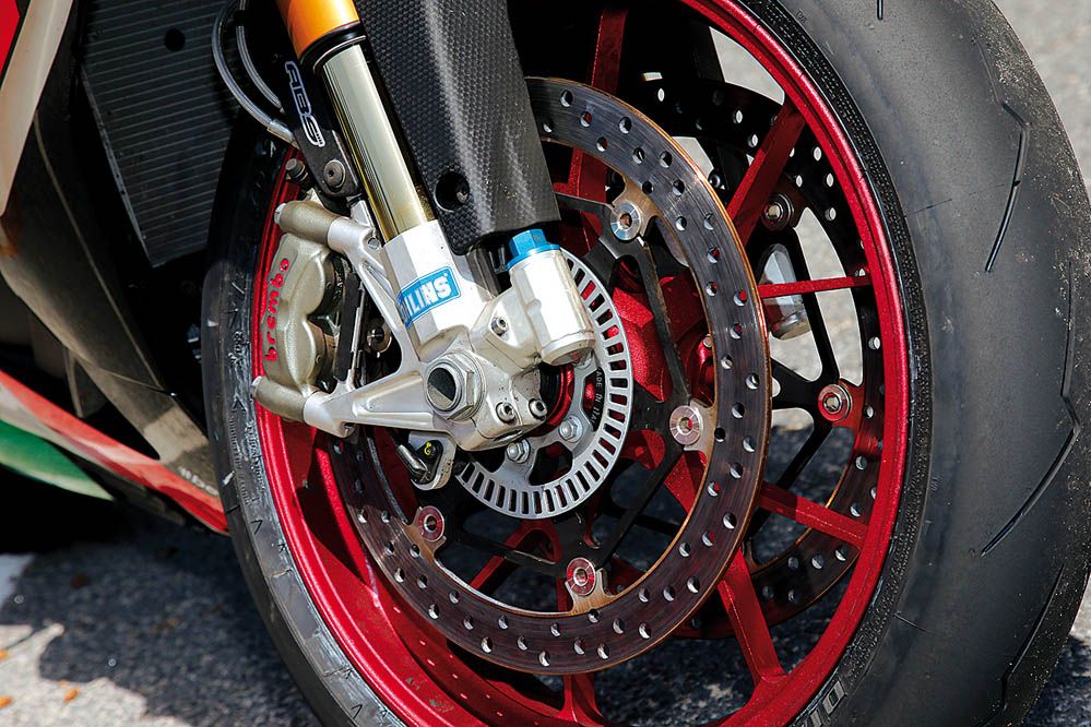 Prueba de la Aprilia RSV4 RF. Galería