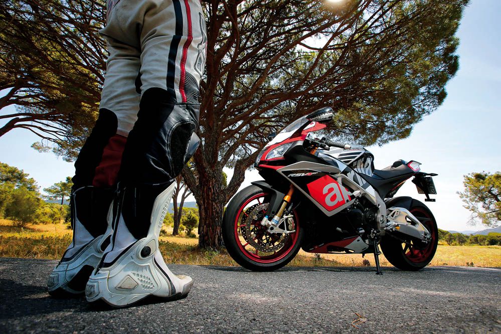Prueba de la Aprilia RSV4 RF. Galería