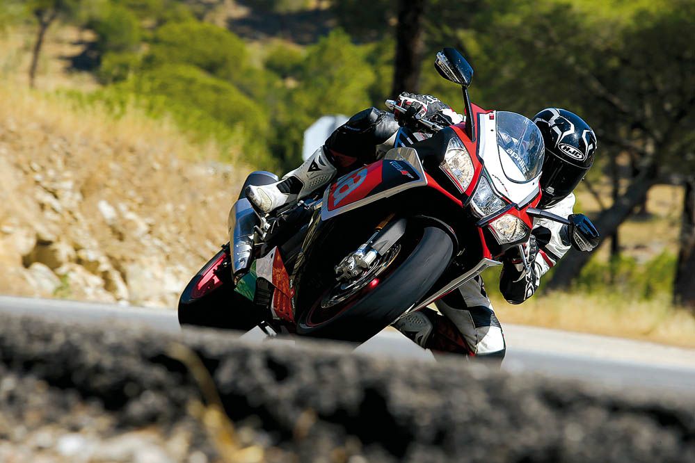 Prueba de la Aprilia RSV4 RF. Galería