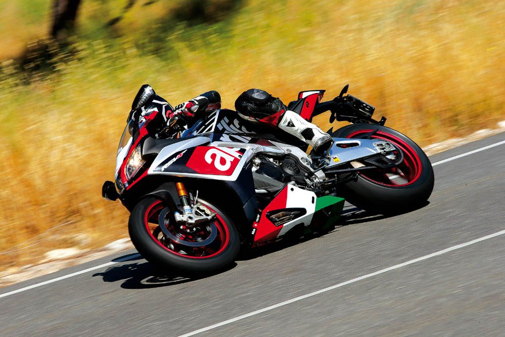 Prueba de la Aprilia RSV4 RF. Galería