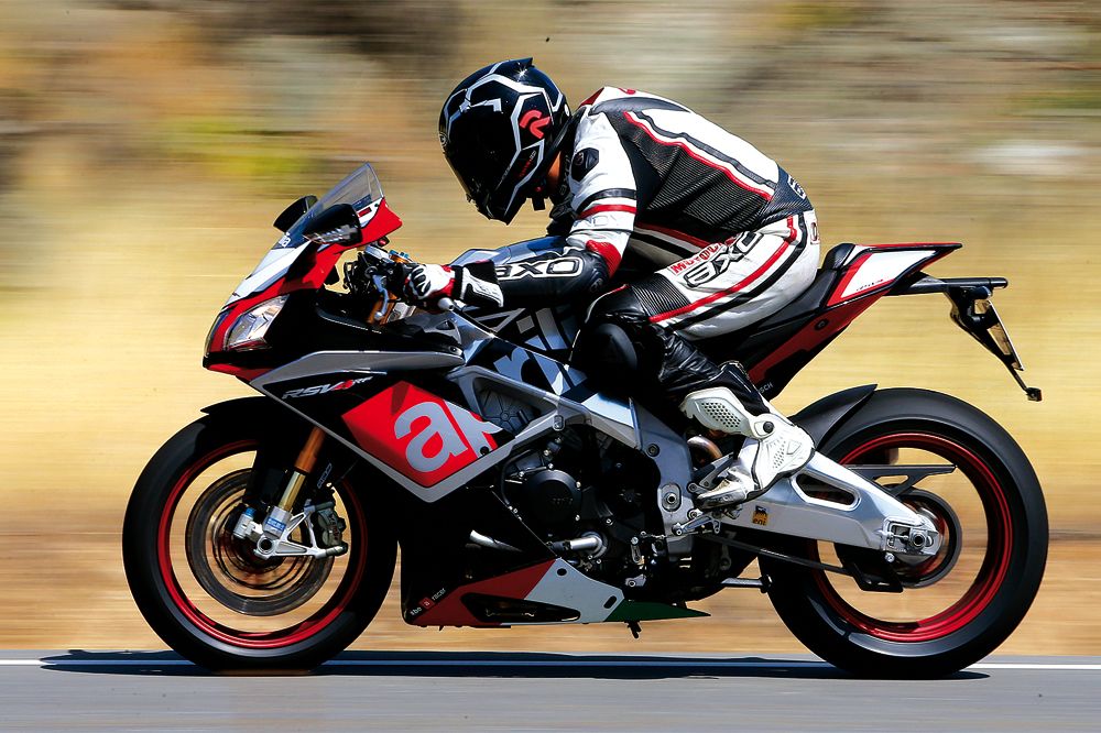 Prueba de la Aprilia RSV4 RF. Galería