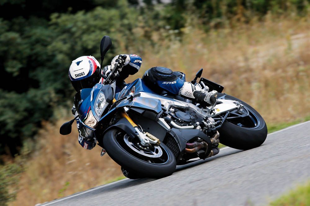 Prueba de la Aprilia Tuono V4 1100 RR