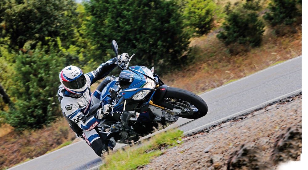 Prueba de la Aprilia Tuono V4 1100 RR