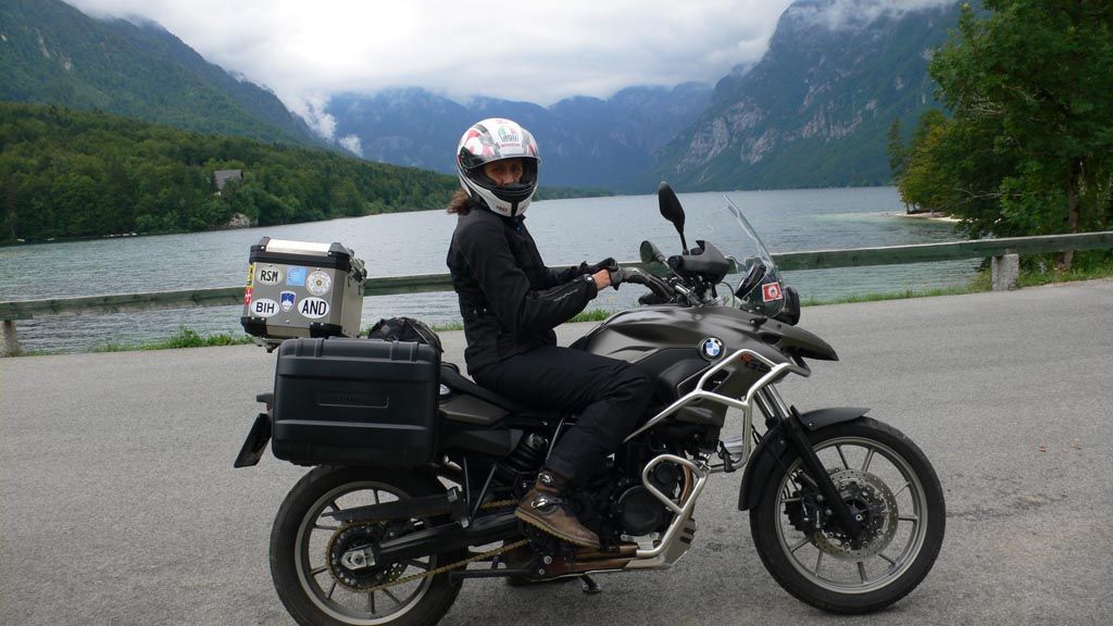 Este de Europa en moto
