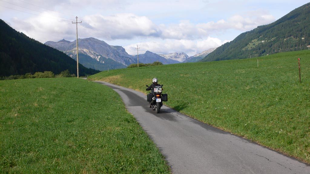 Este de Europa en moto