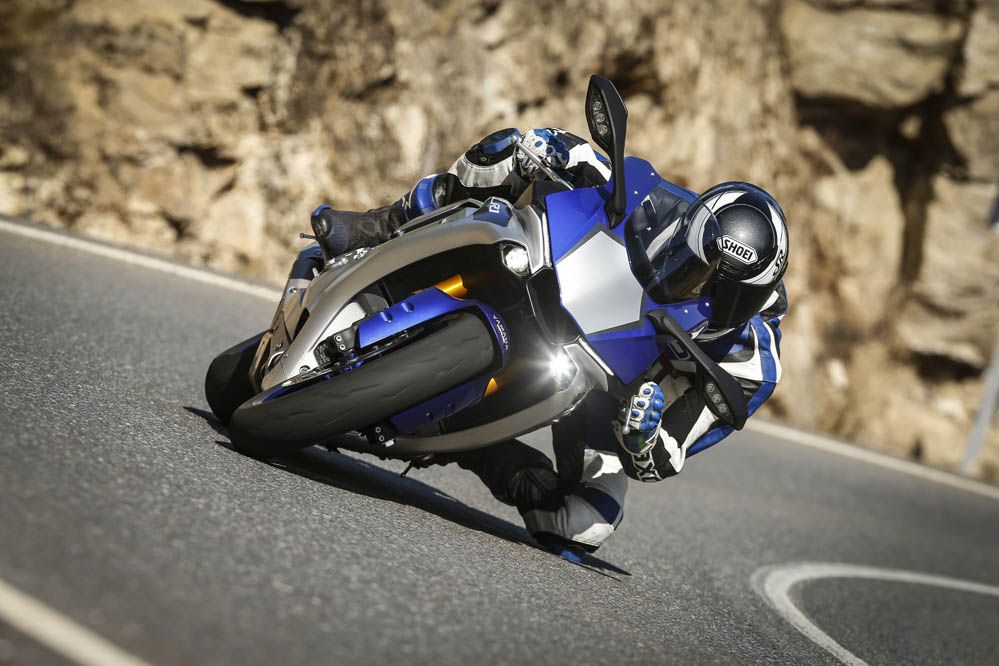 Prueba de la Yamaha YZF-R1 2015