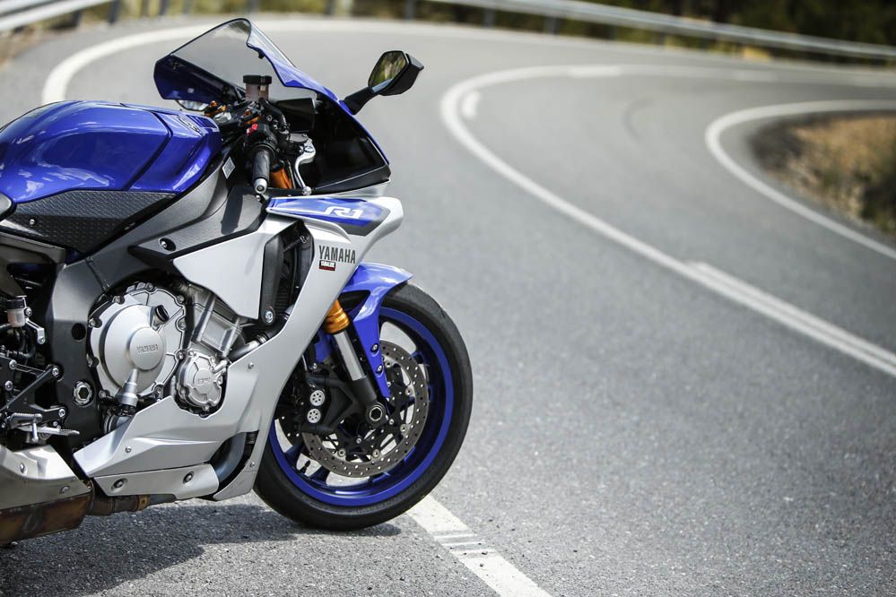 Prueba de la Yamaha YZF-R1 2015