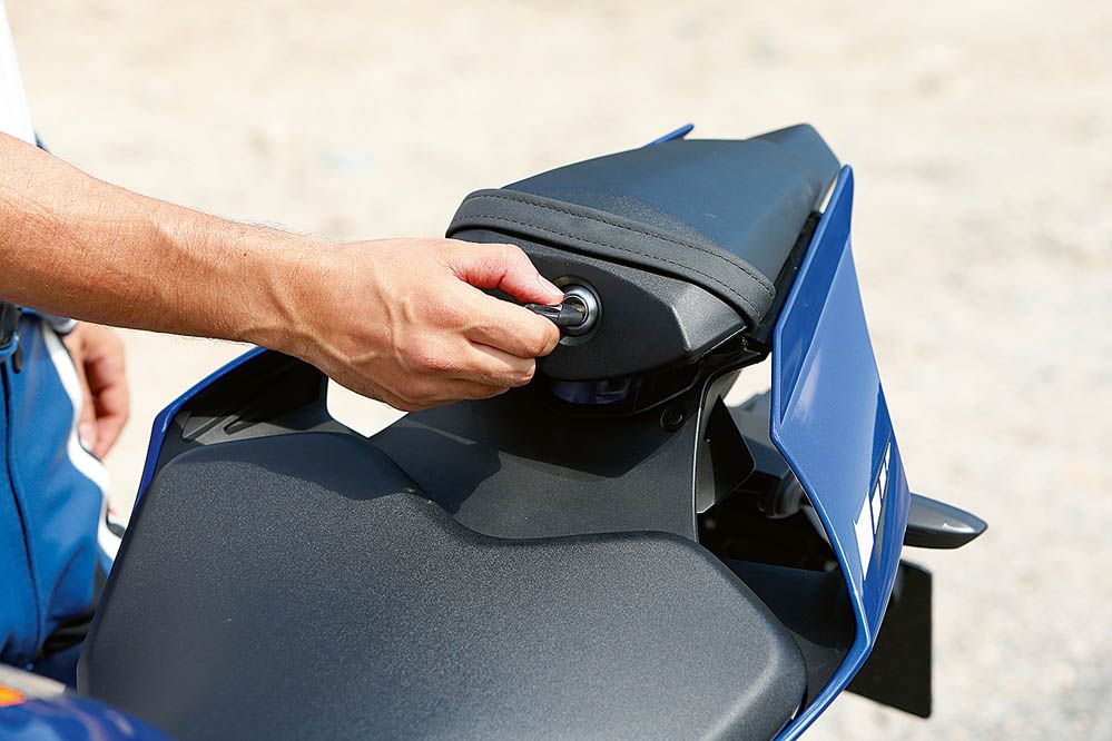 Prueba de la Yamaha YZF-R1 2015