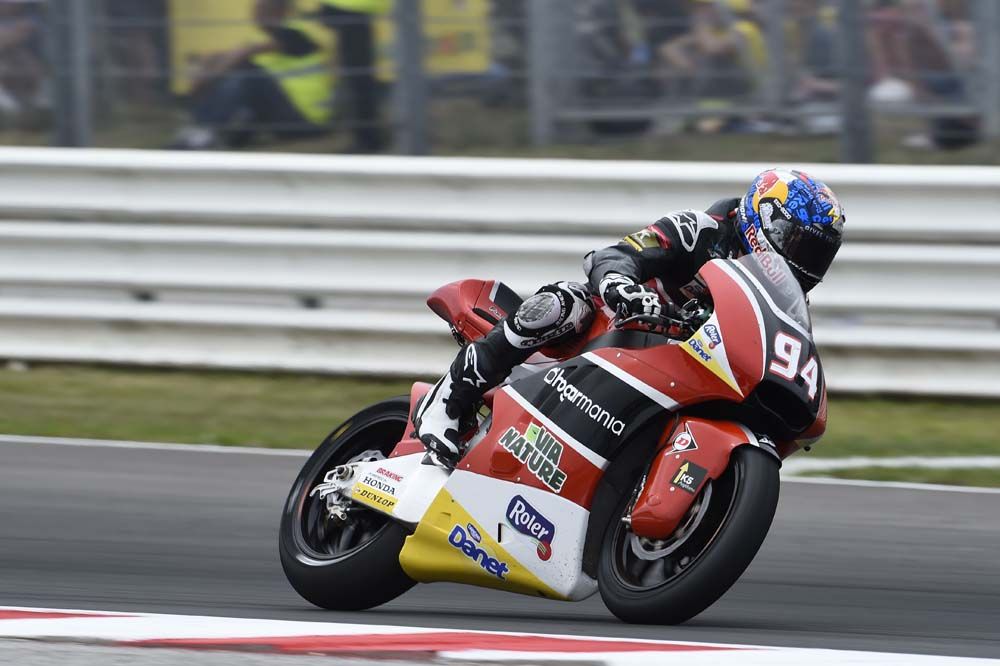 Victoria de Zarco en Moto2. Fotos