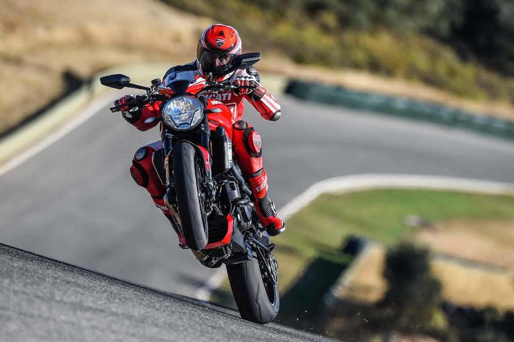 Las fotos de la nueva Ducati Monster 1200 R