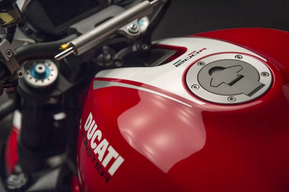 Las fotos de la nueva Ducati Monster 1200 R