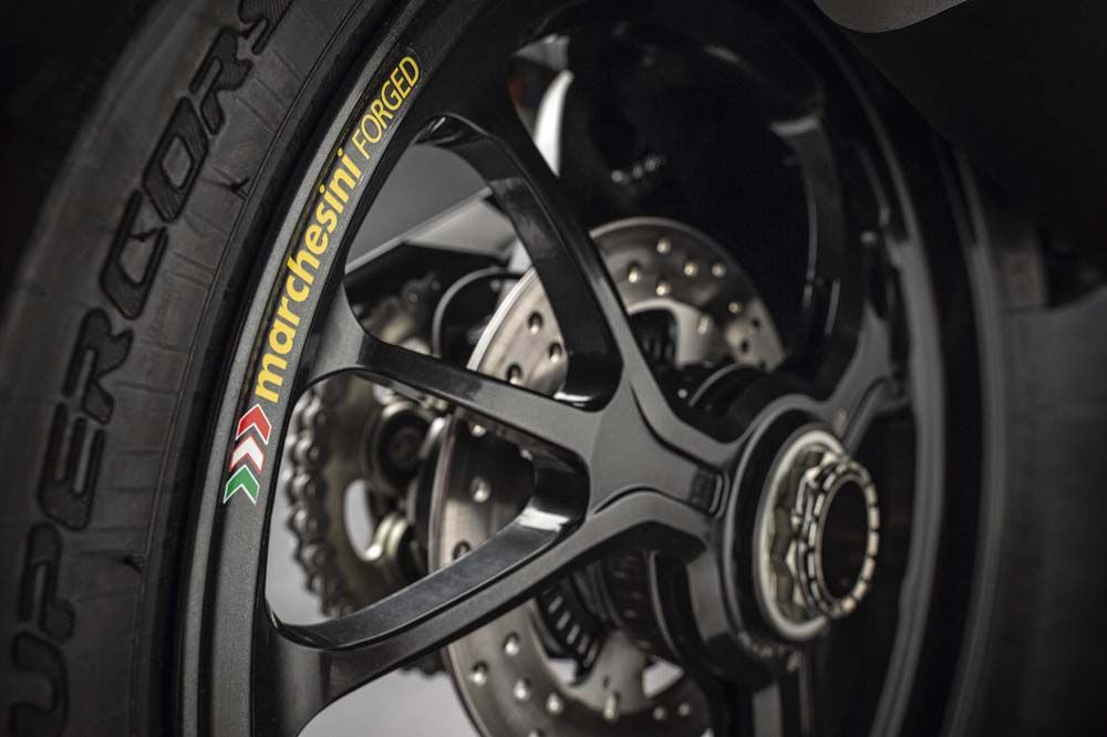 Las fotos de la nueva Ducati Monster 1200 R