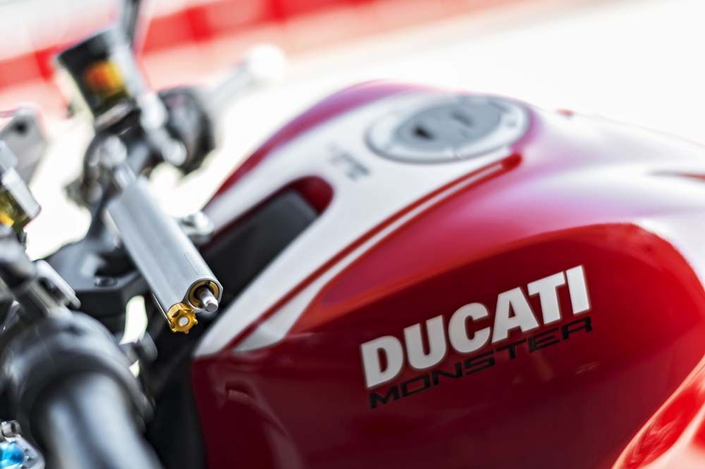Las fotos de la nueva Ducati Monster 1200 R