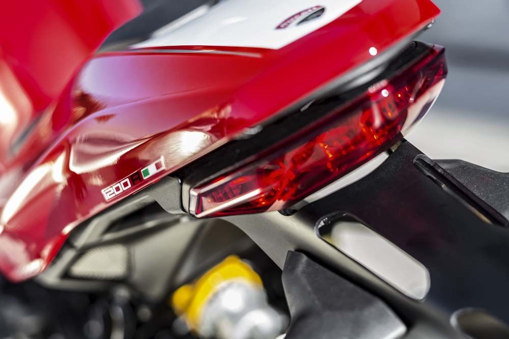 Las fotos de la nueva Ducati Monster 1200 R
