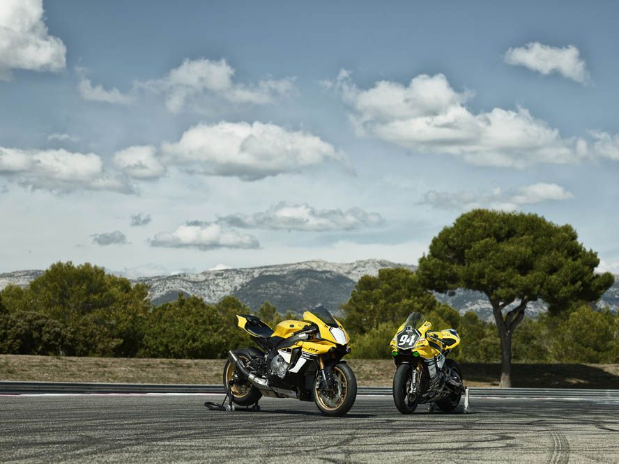 Yamaha YZF-R1 60 aniversario