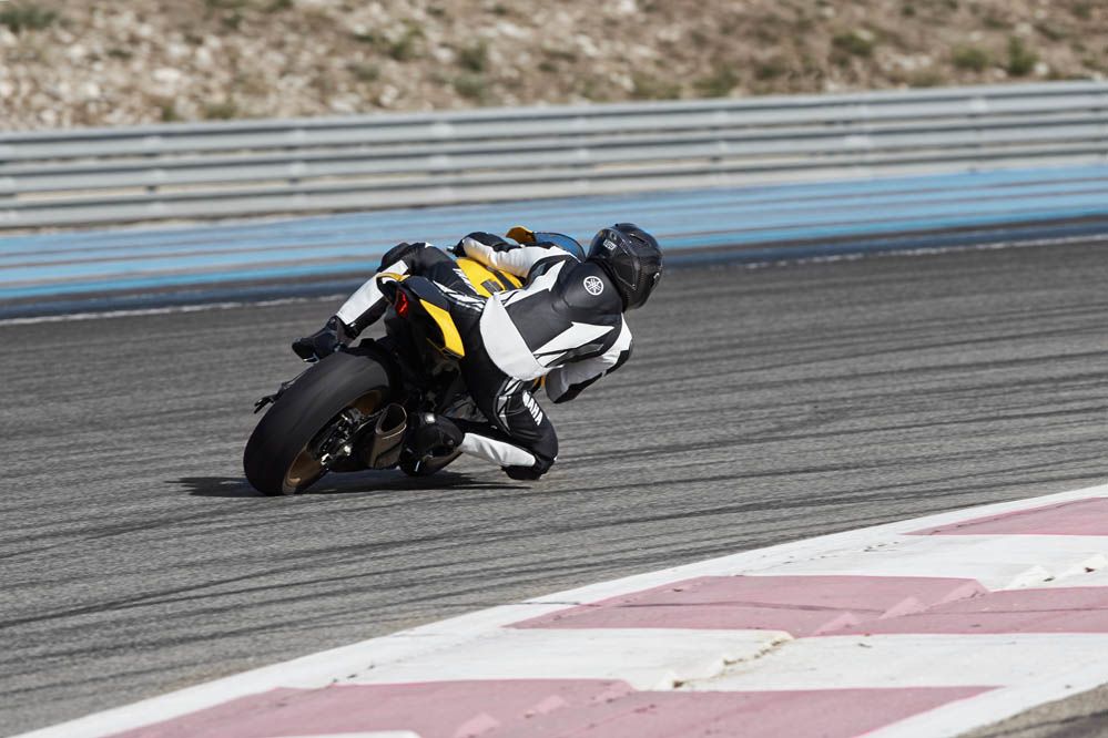 Yamaha YZF-R1 60 aniversario