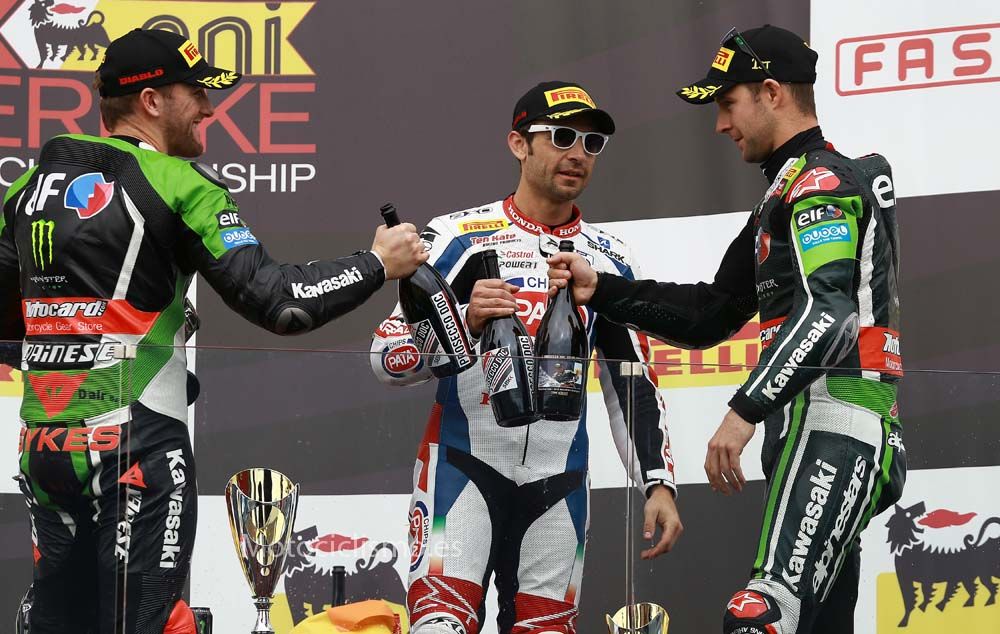 Fotos del Mundial de SBK en Magny-Cours