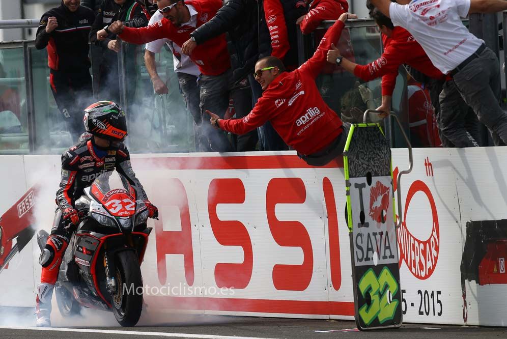 Fotos del Mundial de SBK en Magny-Cours