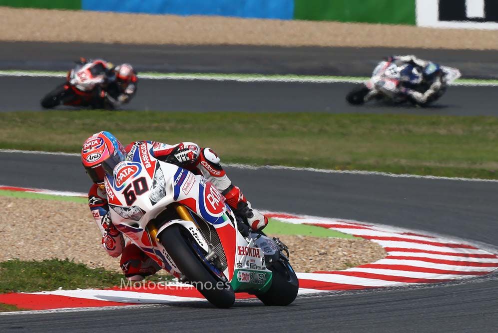 Fotos del Mundial de SBK en Magny-Cours