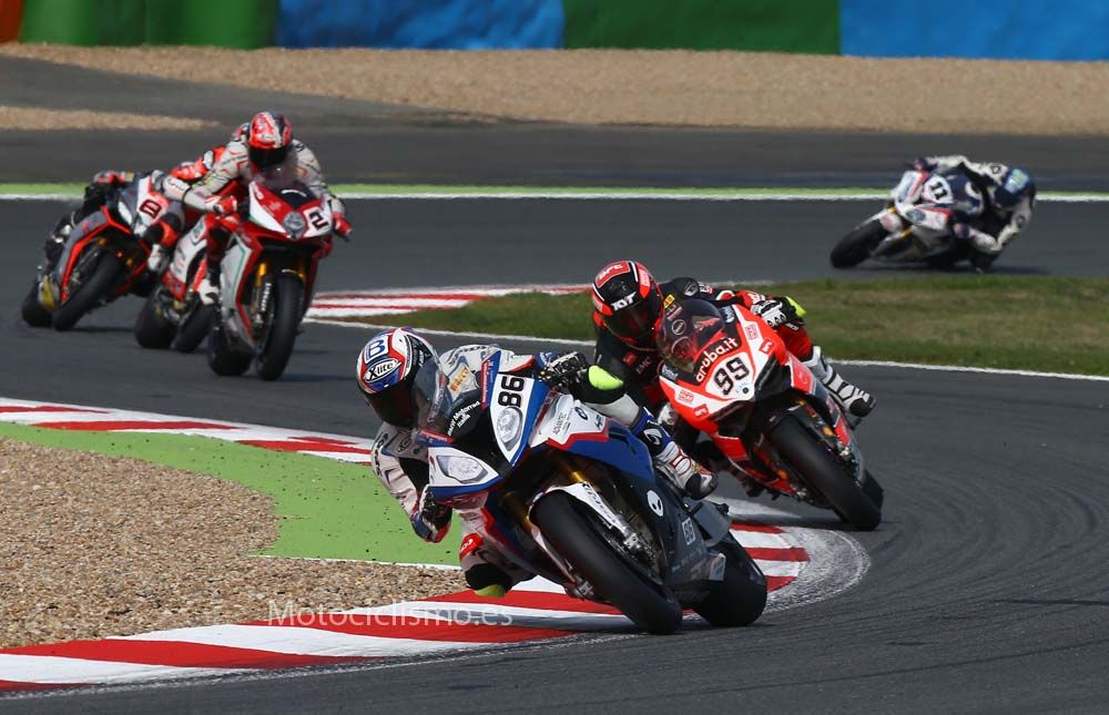 Fotos del Mundial de SBK en Magny-Cours