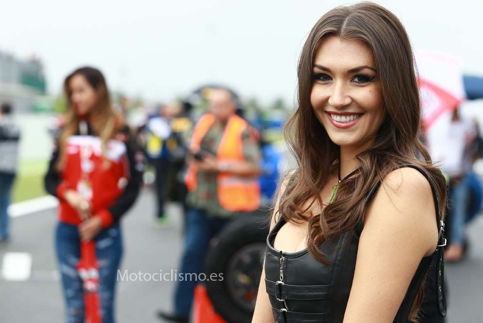 Las chicas de las SBK en Magny-Cours