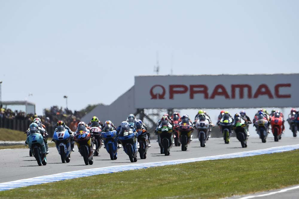 Las imágenes de la carrera de Moto3 en Phillip Island