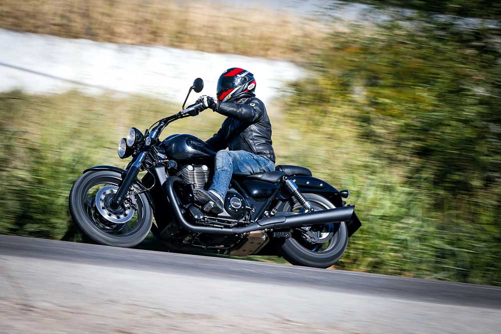 Fotos de la Triumph Thunderbird Nightstorm SE