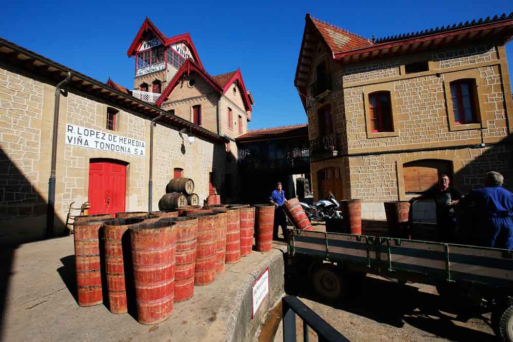 Turismo en moto por La Rioja