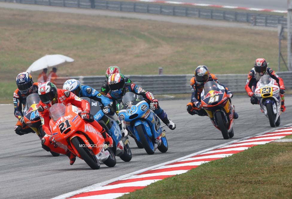 Las mejores imágenes de la carrera de Moto3 en Sepang