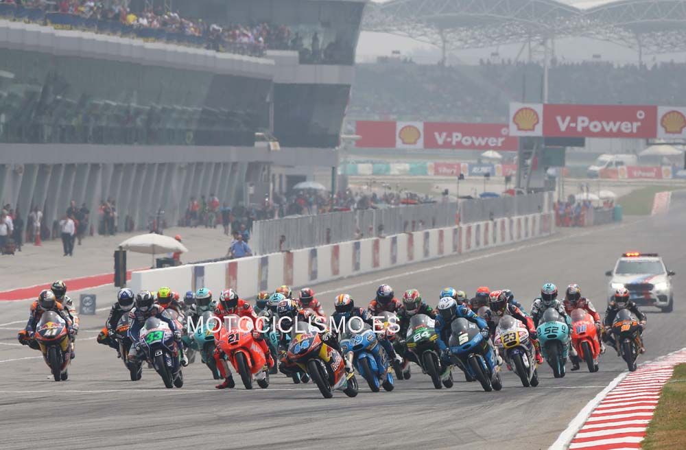 Las mejores imágenes de la carrera de Moto3 en Sepang