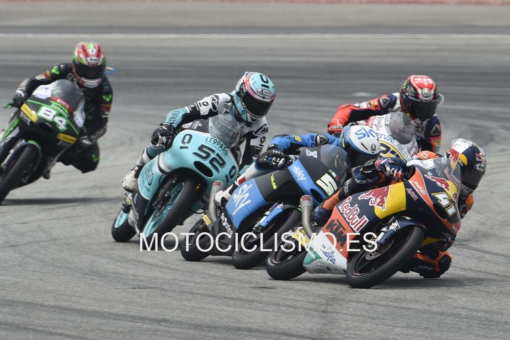 Las mejores imágenes de la carrera de Moto3 en Sepang