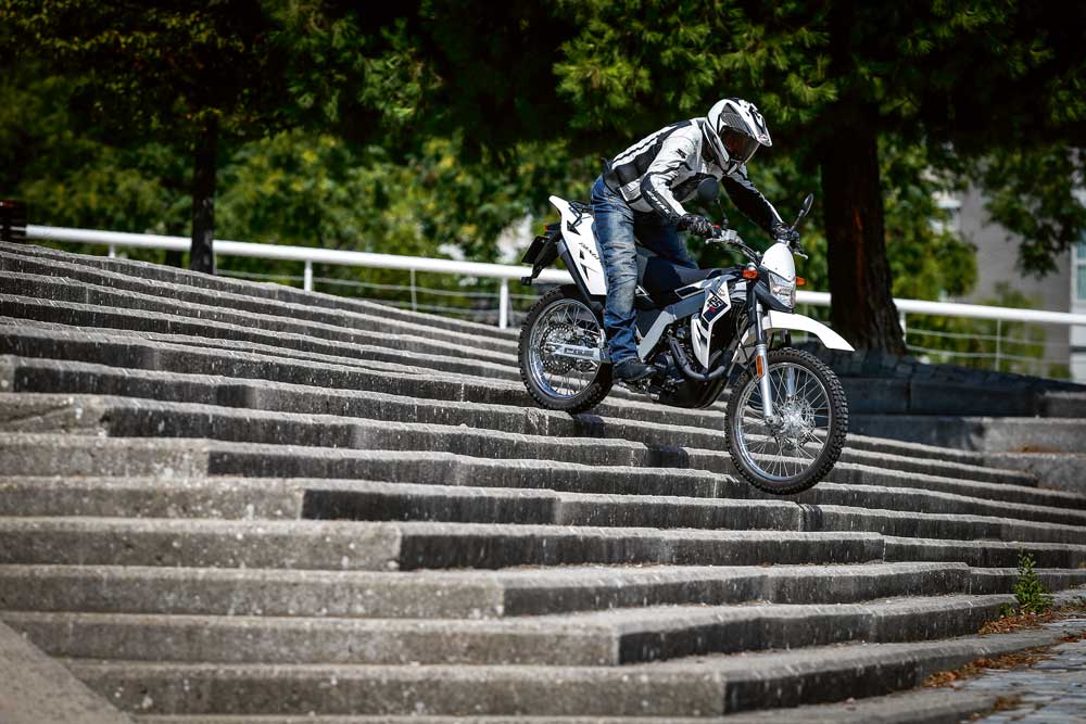 Prueba Motor Hispania Ranger 125