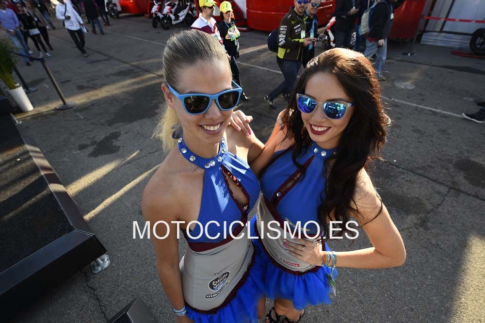 Las chicas del paddock de Valencia