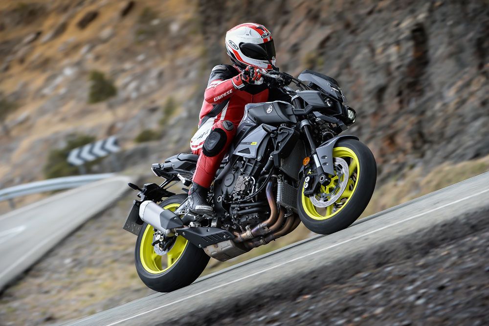 Yamaha MT-10 2016. Fotos