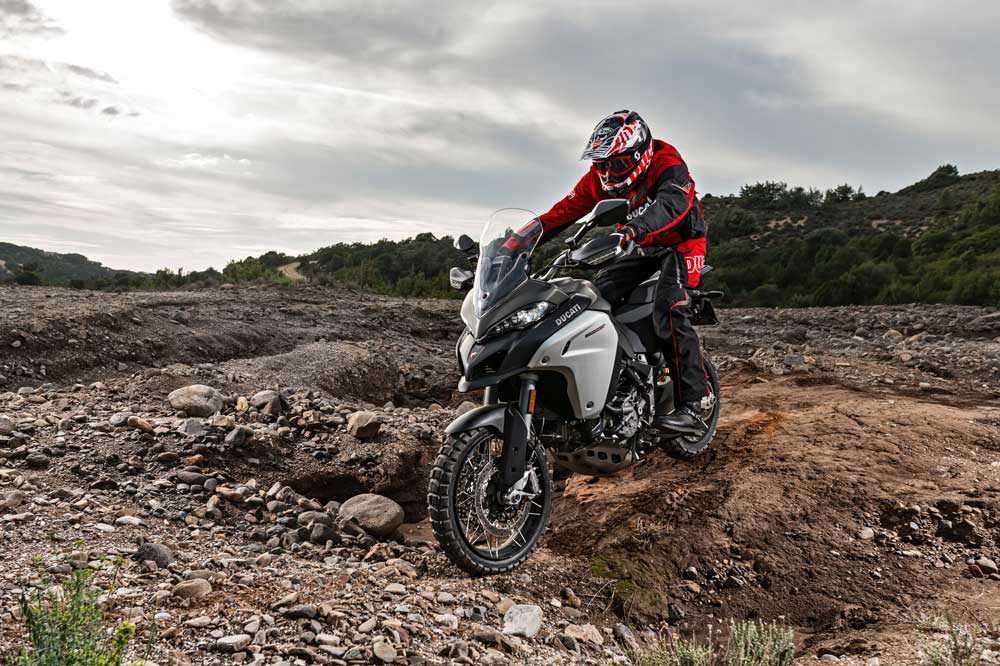 Ducati Multistrada 1200 Enduro 2016. Fotos