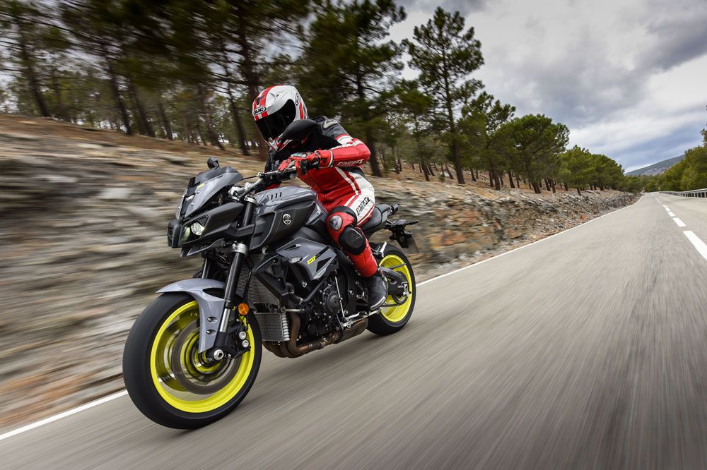 Yamaha MT-10 2016. Fotos