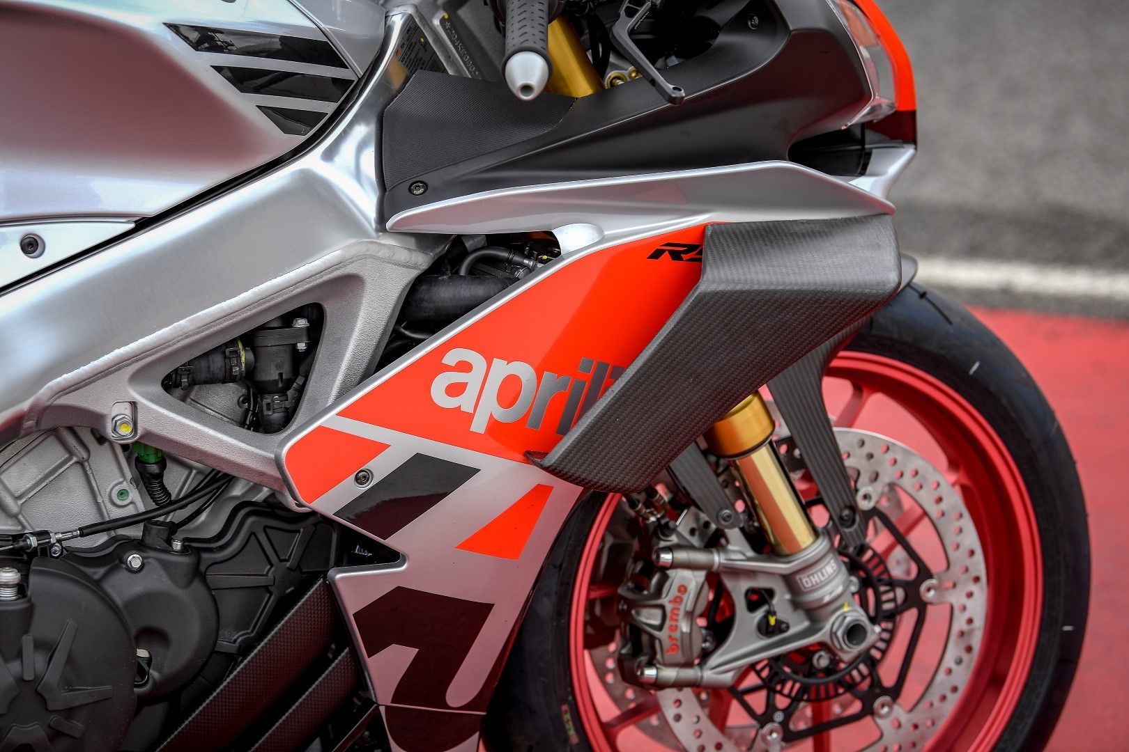 Aprilia RSV4 RF Factory Works 2018