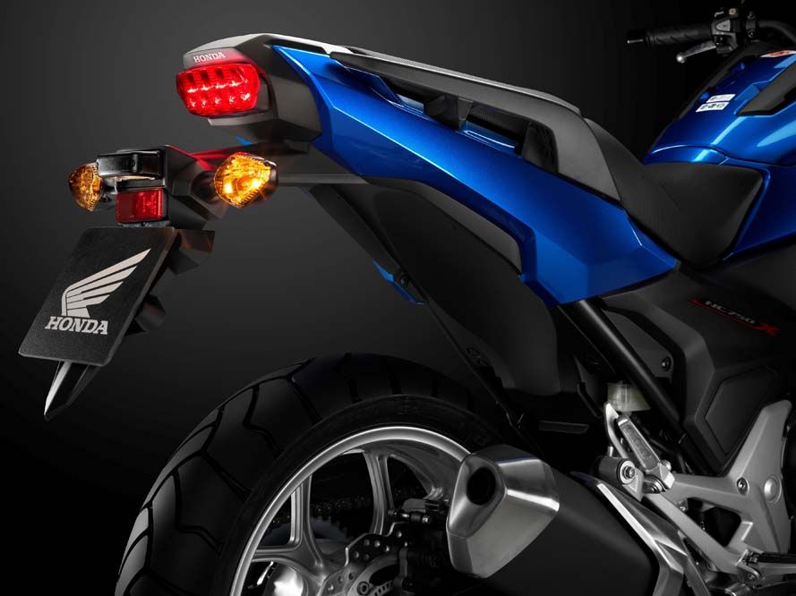 Honda NC750X 2016