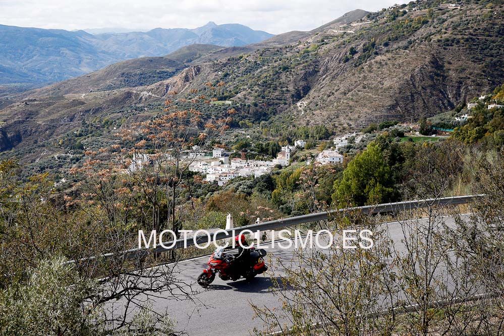 Ruta en moto por la Alpujarra Granadina