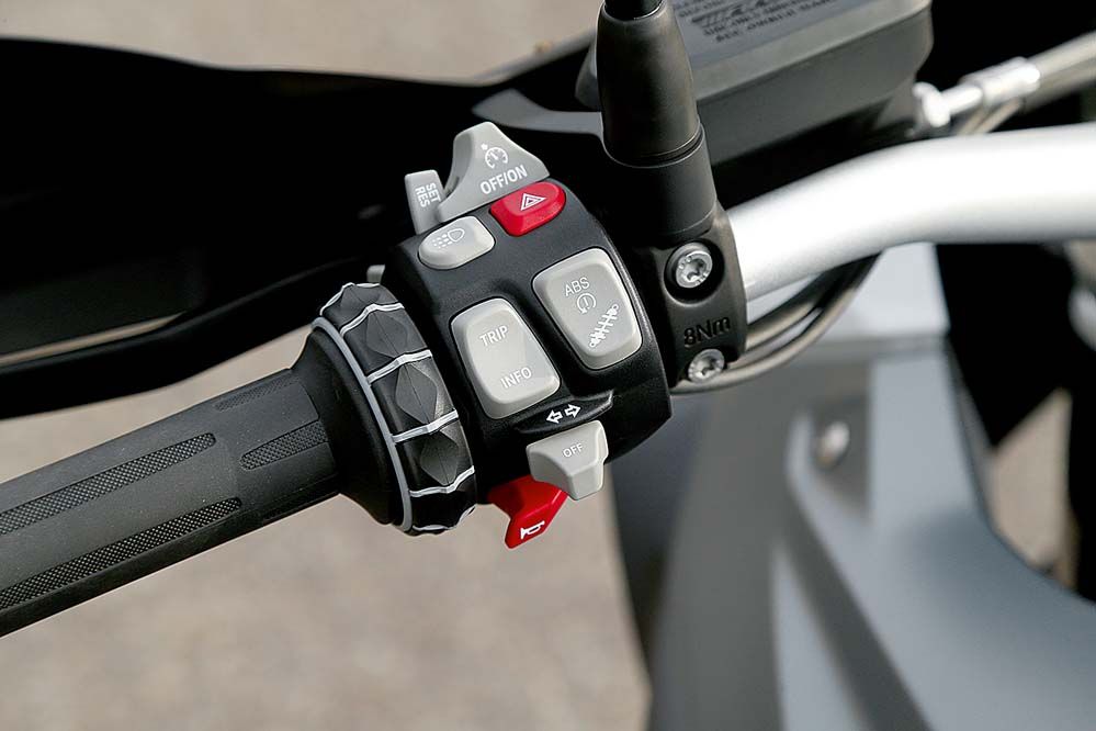 Aprilia Caponord Rally - BMW R 1200 GS