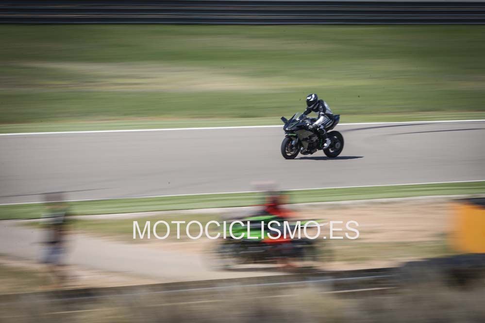 Comparativa Kawasaki H2, H2R y ZX-10R