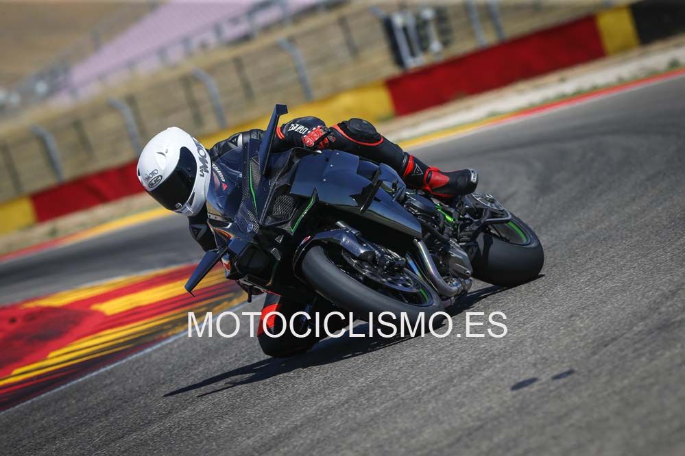 Comparativa Kawasaki H2, H2R y ZX-10R