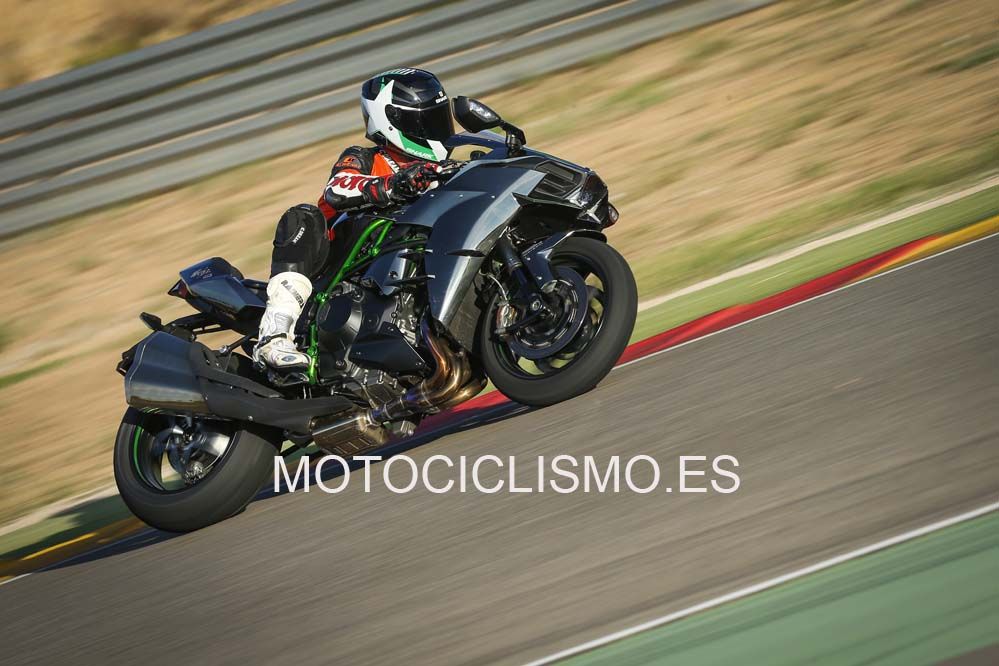 Comparativa Kawasaki H2, H2R y ZX-10R