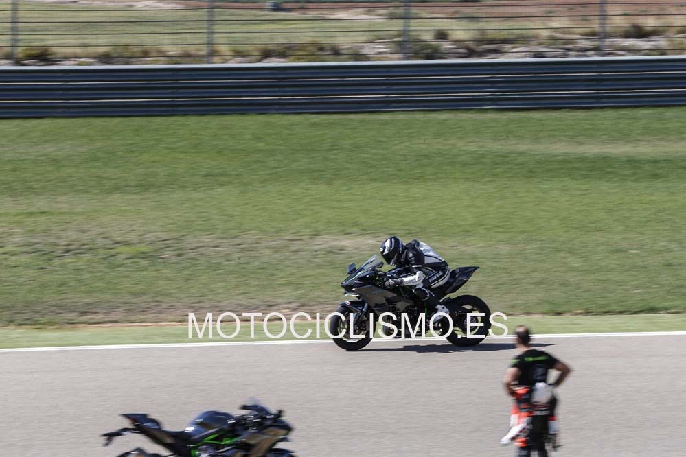 Comparativa Kawasaki H2, H2R y ZX-10R