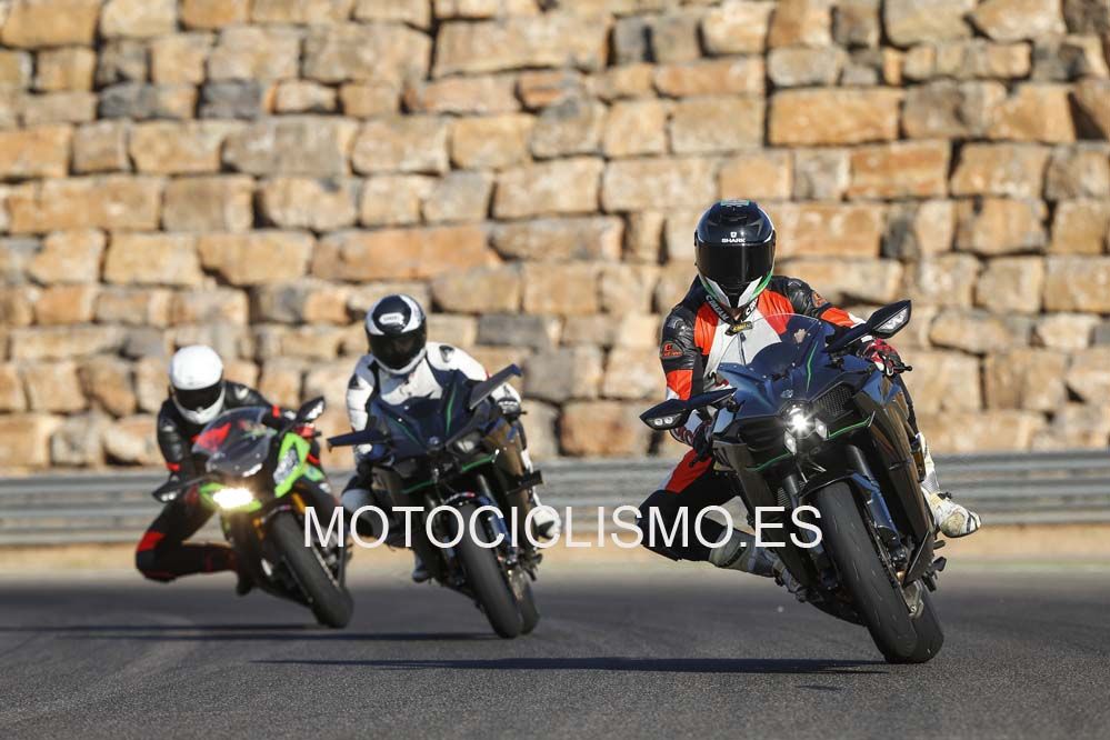 Comparativa Kawasaki H2, H2R y ZX-10R