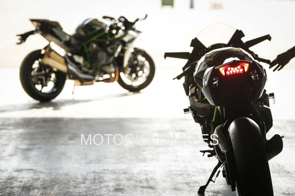 Comparativa Kawasaki H2, H2R y ZX-10R