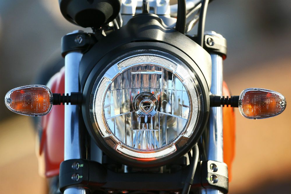 Ducati Scrambler Sixty2, galería de fotos
