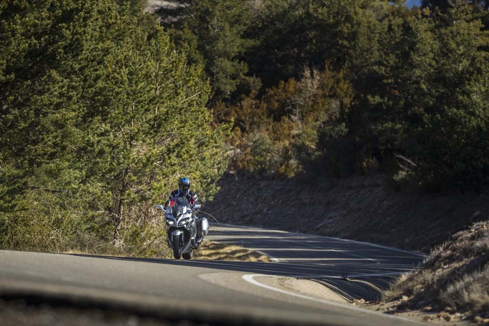 Galería de fotos de la Yamaha FJR 1300 AE