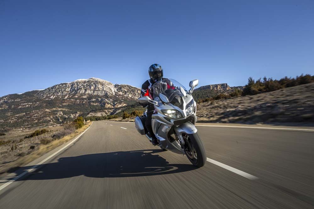 Galería de fotos de la Yamaha FJR 1300 AE