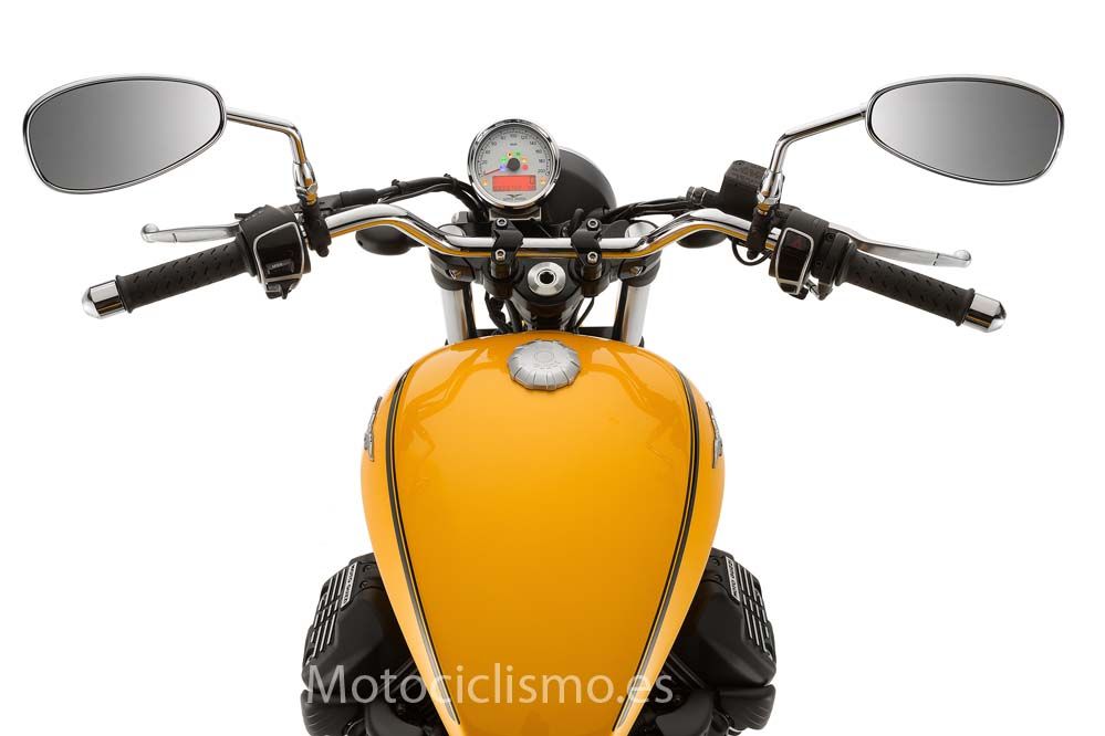 Moto Guzzi V9 Bobber y Roamer: galería de fotos